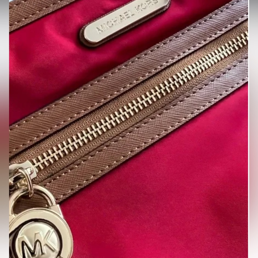 COPY - MICHAEL KORS - Authentic bag Brown Gold Red Nylon Kempton crossbody bag - Picture 3 of 5